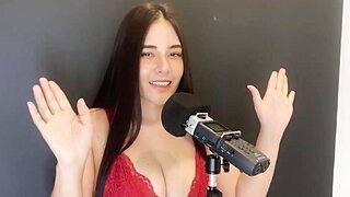ASMR Wan Sucking a Banana Video Leaked