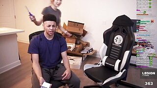 Leena Xu TSM Upskirt Flashing Panties Twitch Video