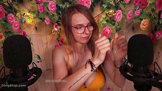 Soph Stardust ASMR Patreon Scratching Video