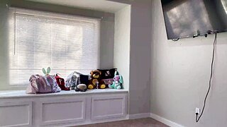 Trixie Thomas Youtuber Topless Try-On Nude Video