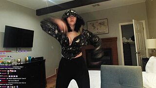 JustaMinx Nipple Slip Dancing Twitch Leaked Video